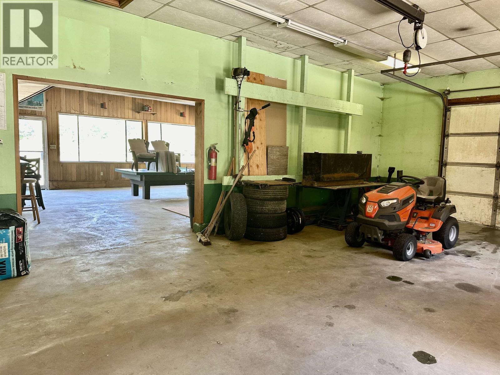 2498 S Douglas Drive, Hagensborg, British Columbia  V0T 1H0 - Photo 19 - R2897406