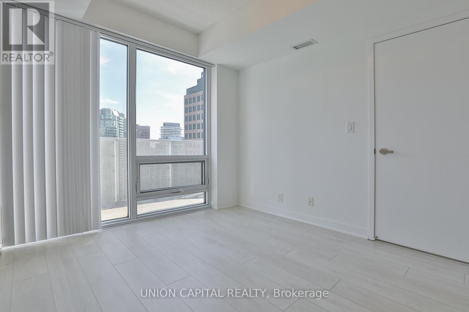 2305 - 88 Harbour Street, Toronto, Ontario  M5J 1B7 - Photo 16 - C12813158