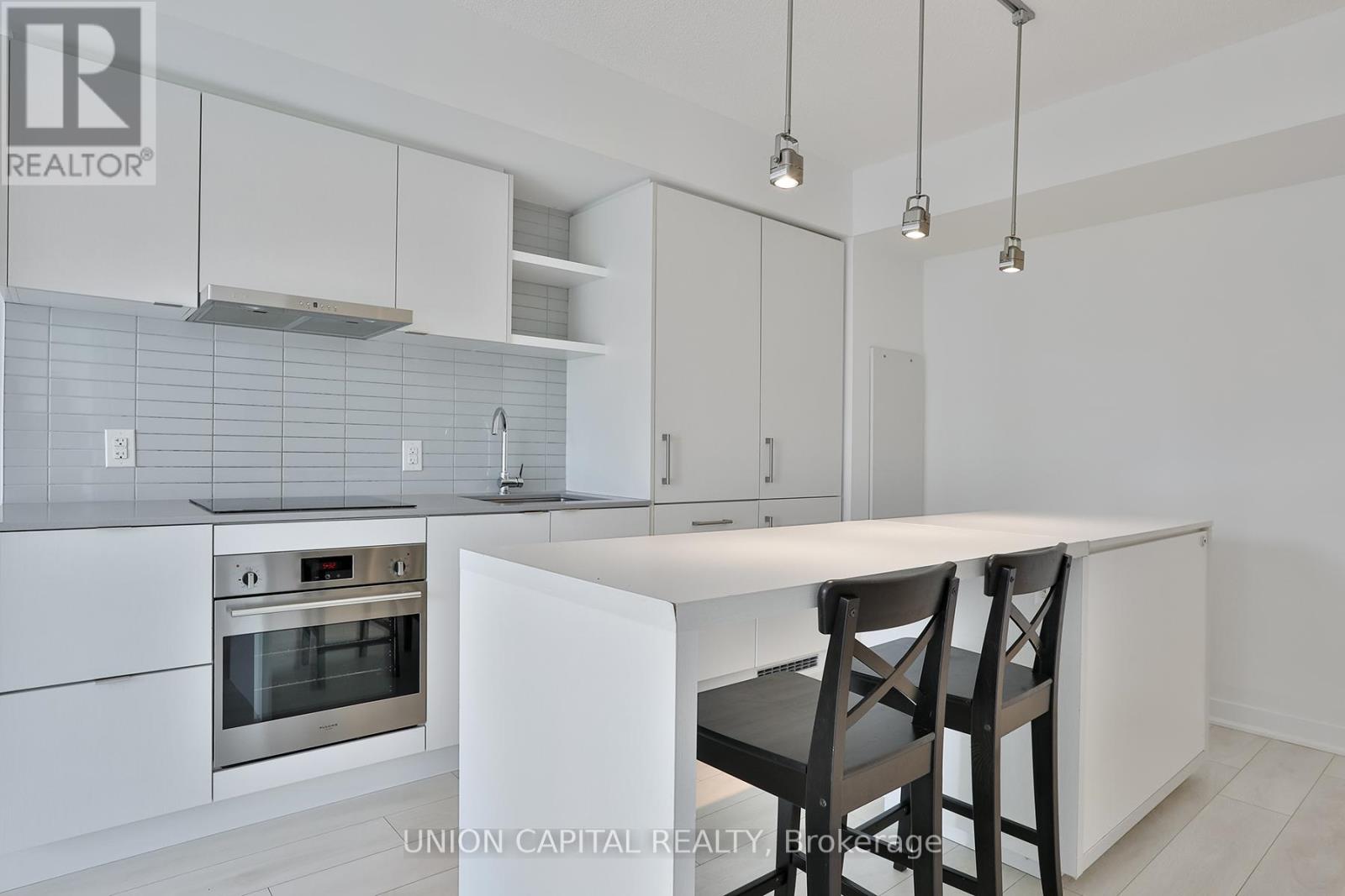 2305 - 88 Harbour Street, Toronto, Ontario  M5J 1B7 - Photo 26 - C12813158