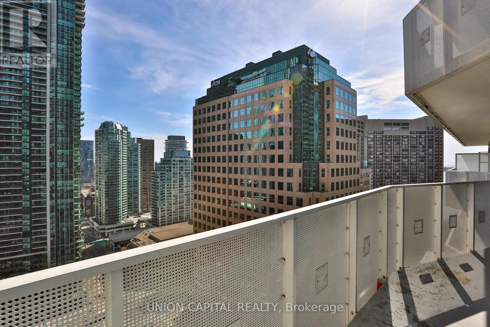 2305 - 88 Harbour Street, Toronto, Ontario  M5J 1B7 - Photo 8 - C12813158