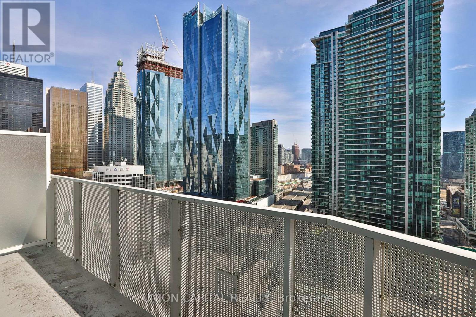 2305 - 88 Harbour Street, Toronto, Ontario  M5J 1B7 - Photo 9 - C12813158