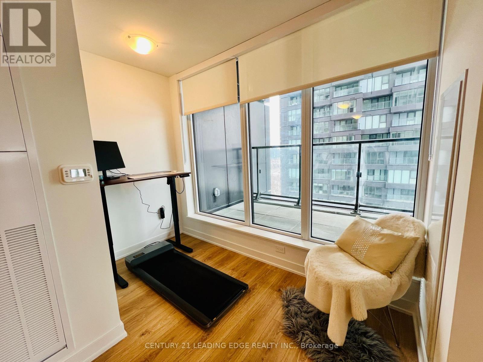 1207 - 1 Quarrington Lane, Toronto, Ontario  M3C 0S4 - Photo 8 - C12813214