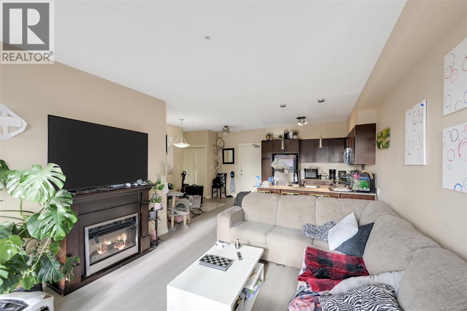 305 2220 Sooke Rd, Colwood, British Columbia  V9B 0G9 - Photo 11 - 1025690