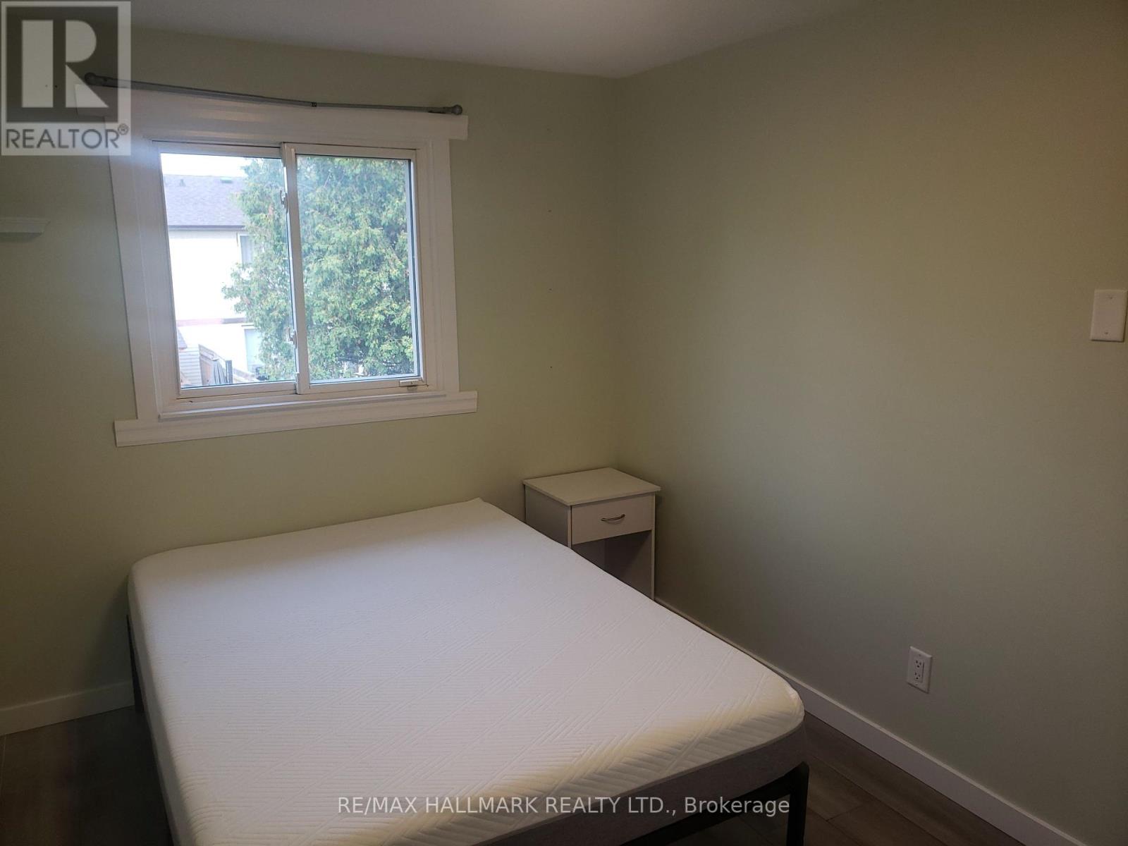 551 Dorchester Drive, Oshawa, Ontario  L1J 6L3 - Photo 10 - E12813088