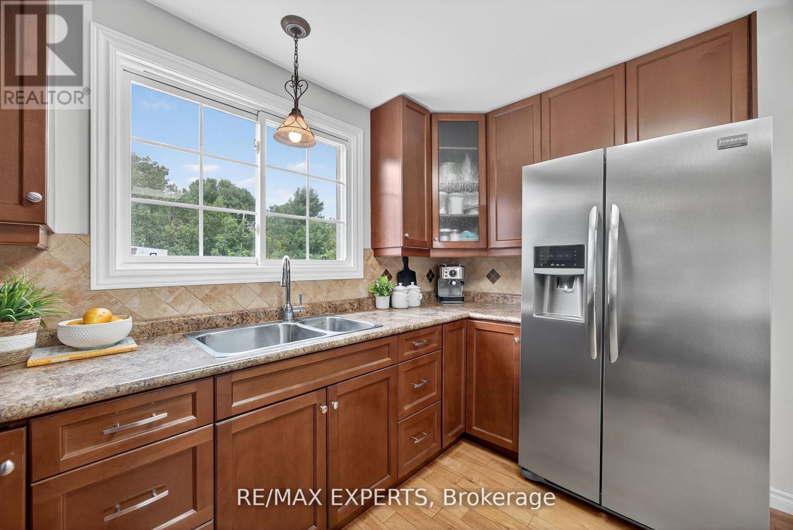 3114 Poplar Road, Innisfil, Ontario  L9S 2J9 - Photo 13 - N12813162