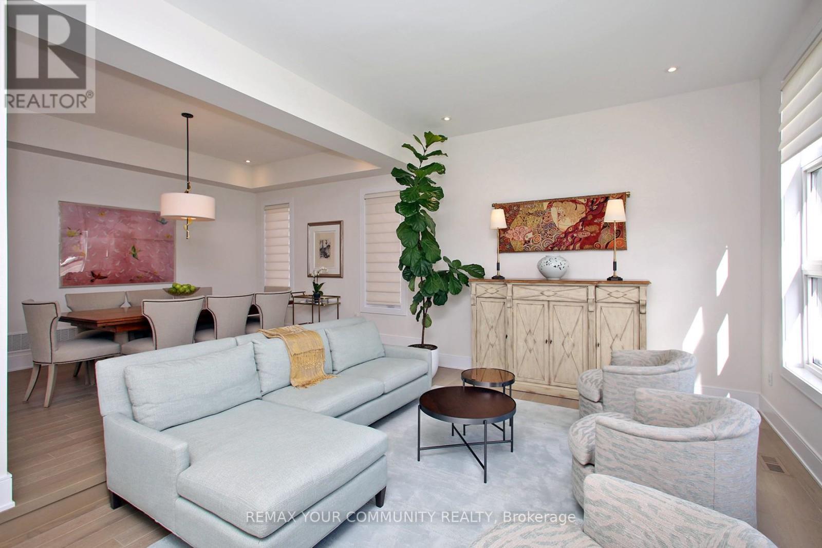 40 Limerick Street, Richmond Hill, Ontario  L4E 3W9 - Photo 3 - N12813202