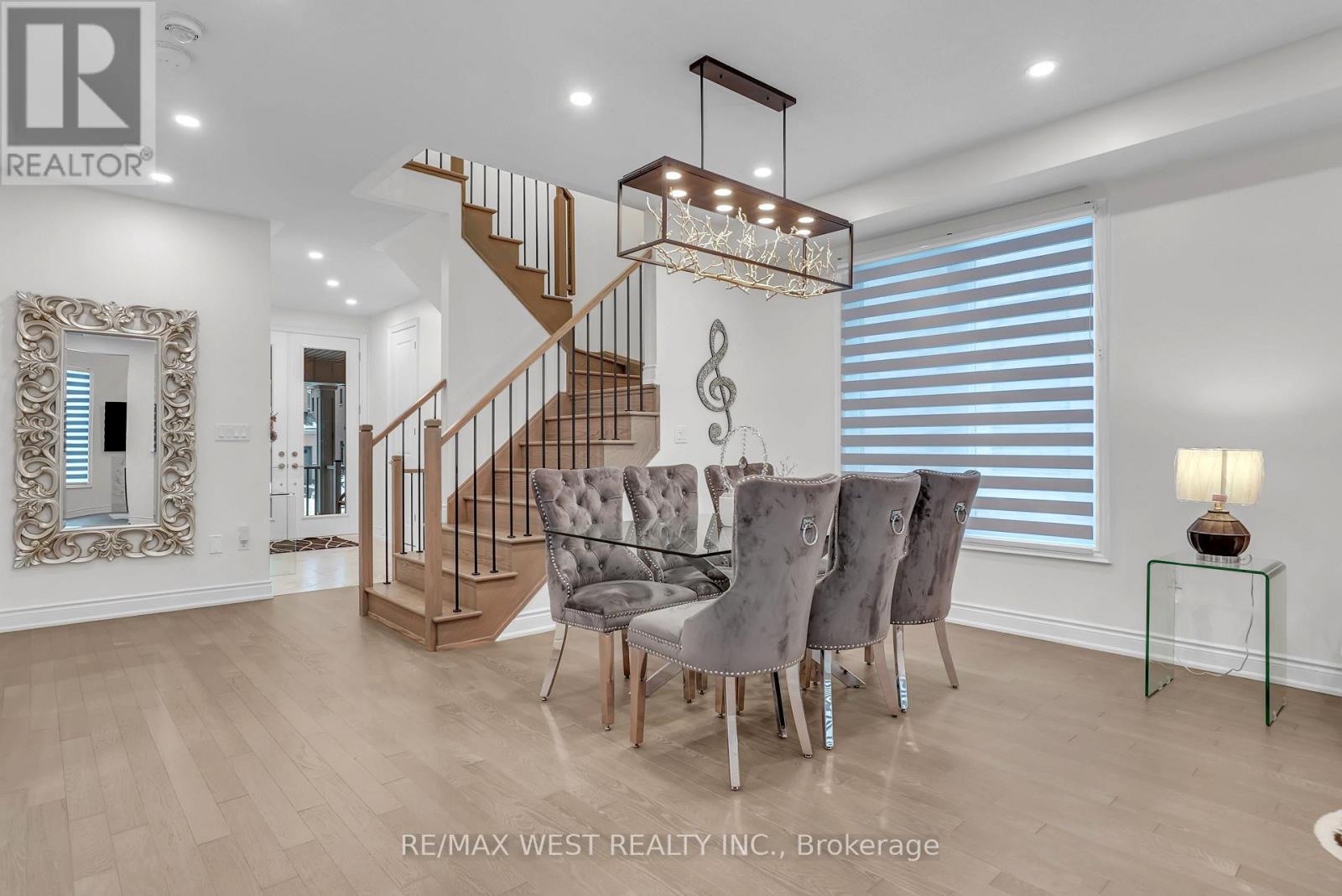 110 Scarlet Way, Bradford West Gwillimbury (Bradford), Ontario  L3Z 4J2 - Photo 8 - N12813206