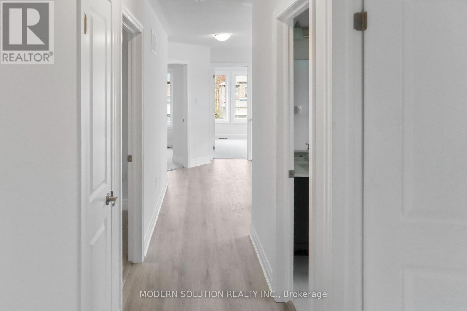 58 Del Ray Crescent, Wasaga Beach, Ontario  L9Z 0N8 - Photo 17 - S12813124