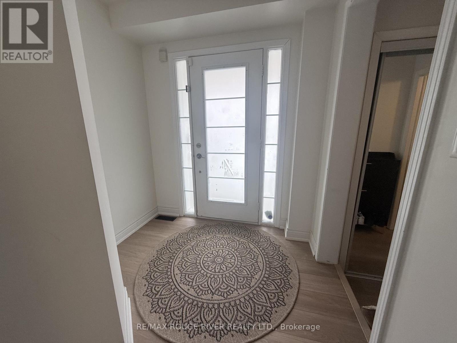 16 Lawrencetown Street, Ajax, Ontario  L1S 0B8 - Photo 4 - E12810690