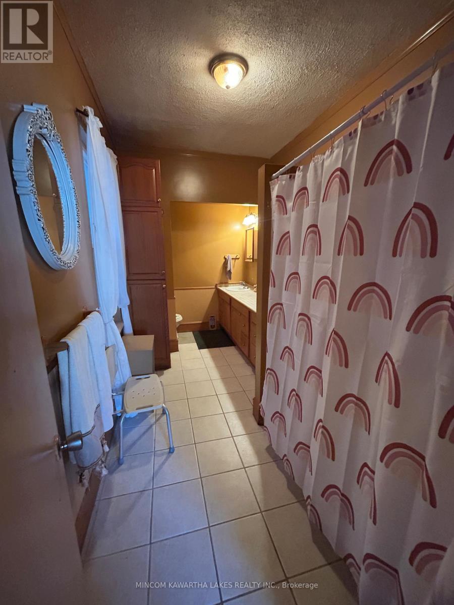 460 Driscoll Terrace, Peterborough, Ontario  K9H 1T7 - Photo 11 - X12811748