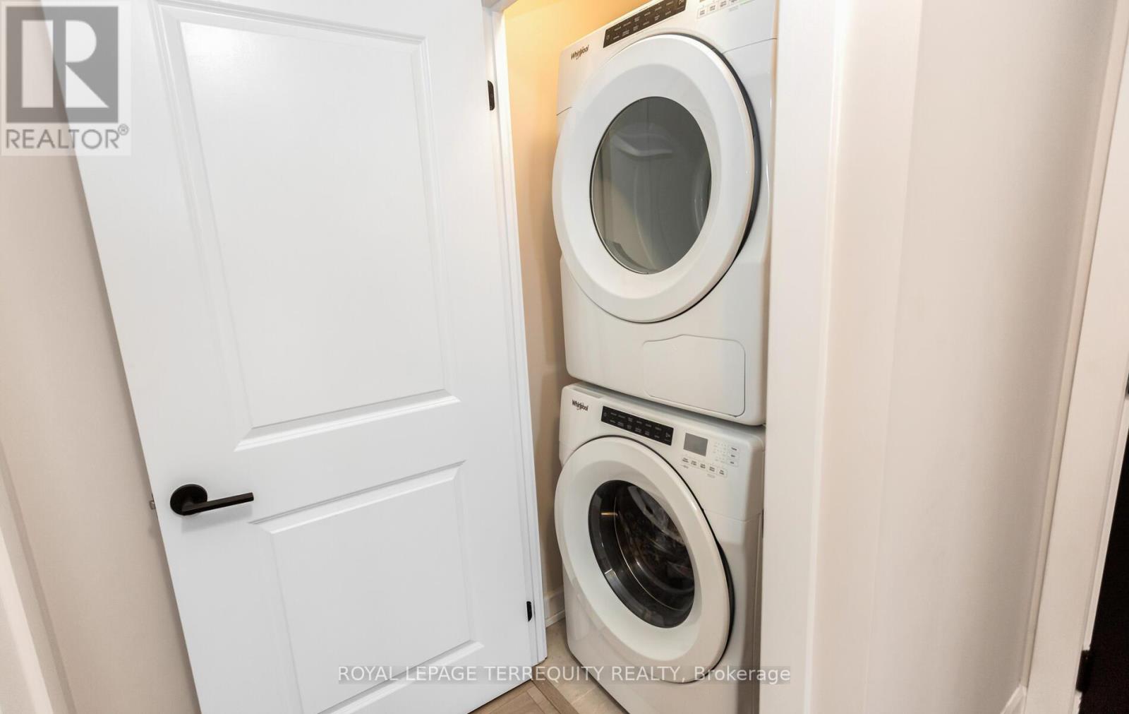 806 - 3200 William Coltson Avenue, Oakville, Ontario  L6H 7W6 - Photo 25 - W12813096