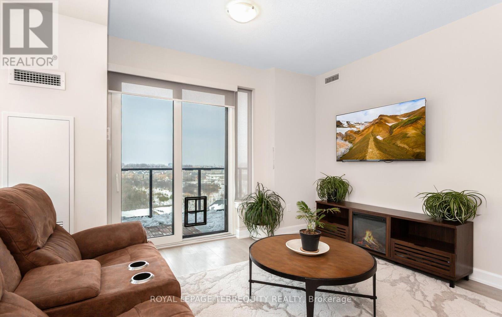 806 - 3200 William Coltson Avenue, Oakville, Ontario  L6H 7W6 - Photo 5 - W12813096