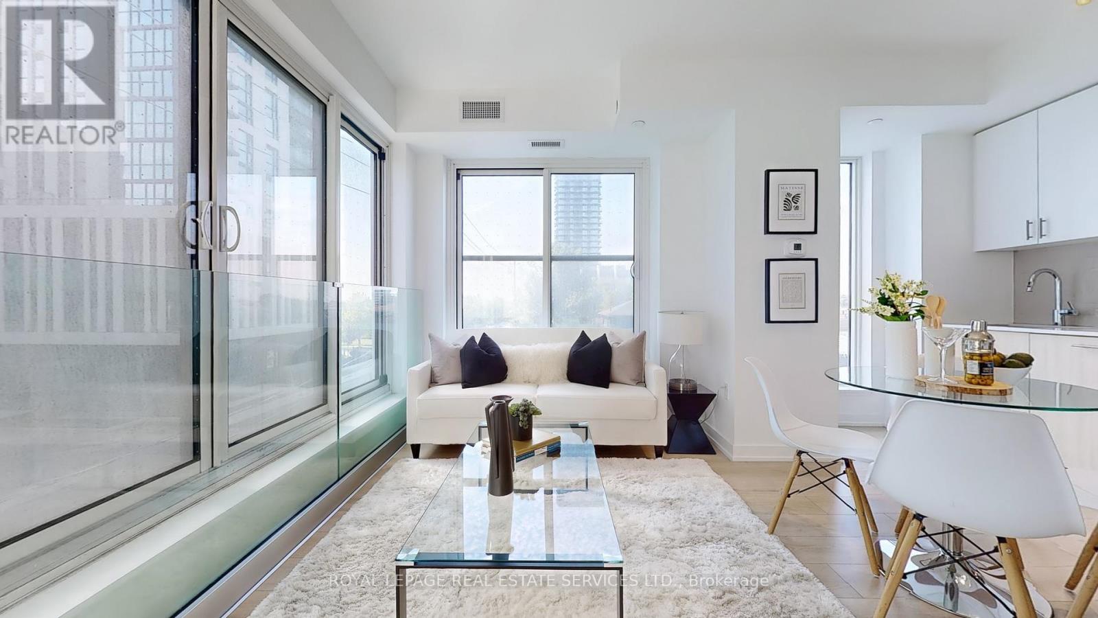 213 - 1195 The Queensway, Toronto, Ontario  M8Z 0H1 - Photo 3 - W12813134