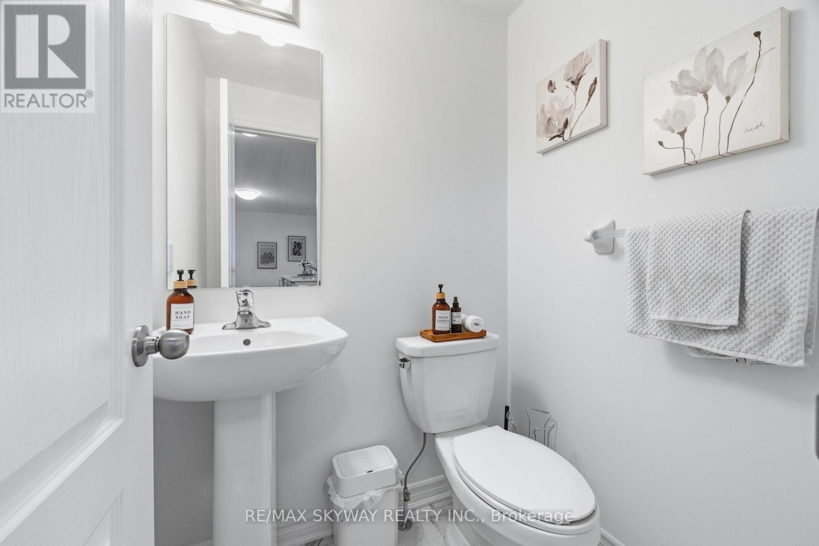 44 Springdale Avenue, Caledon, Ontario  L7C 4L4 - Photo 22 - W12813136