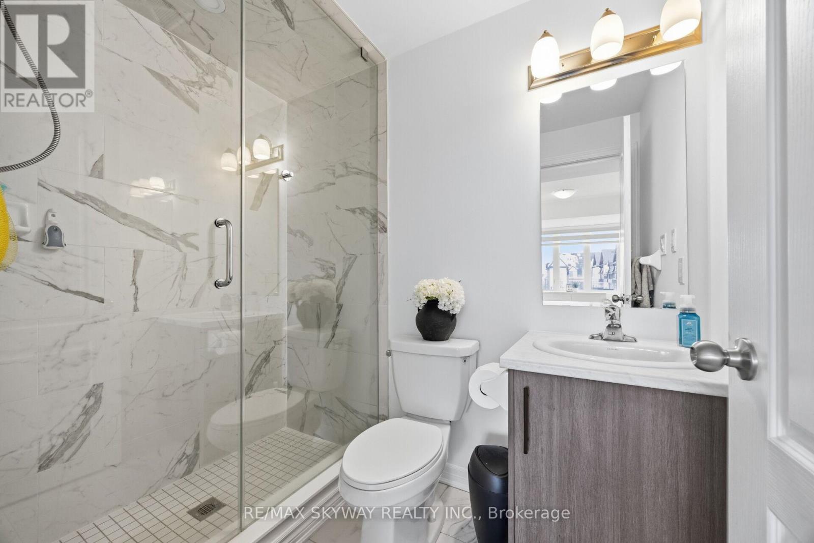 44 Springdale Avenue, Caledon, Ontario  L7C 4L4 - Photo 32 - W12813136