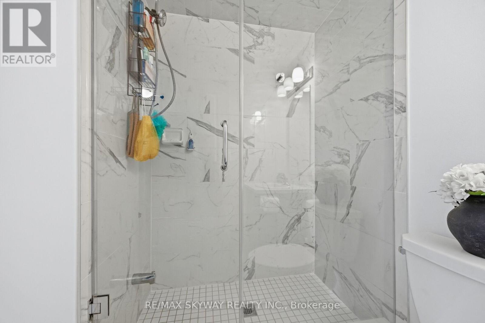 44 Springdale Avenue, Caledon, Ontario  L7C 4L4 - Photo 33 - W12813136