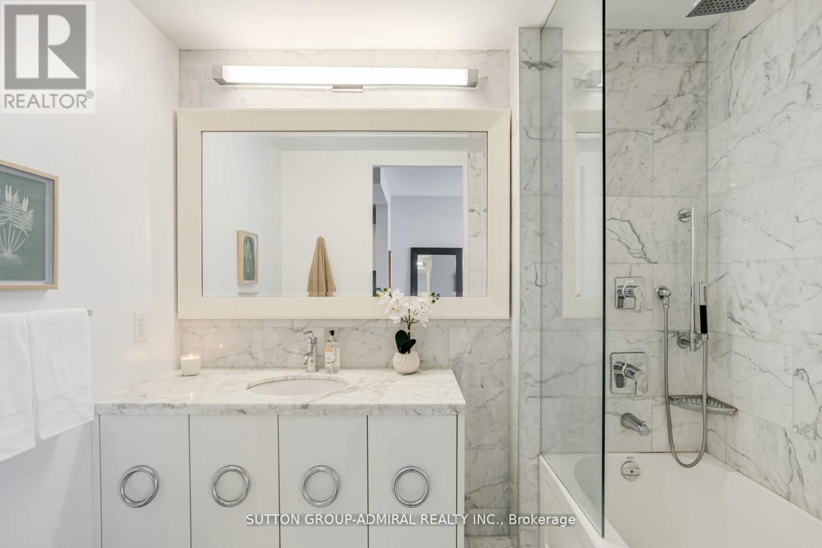 1003 - 90 Park Lawn Road, Toronto (Mimico), Ontario  M8Y 0B6 - Photo 18 - W12813142