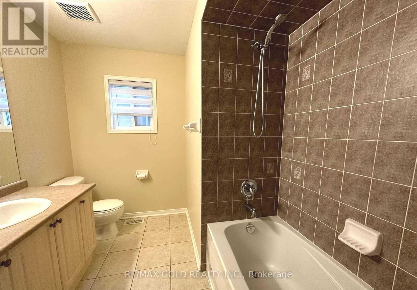 2295 Stone Glen Crescent, Oakville, Ontario  L6M 0C8 - Photo 23 - W12813154