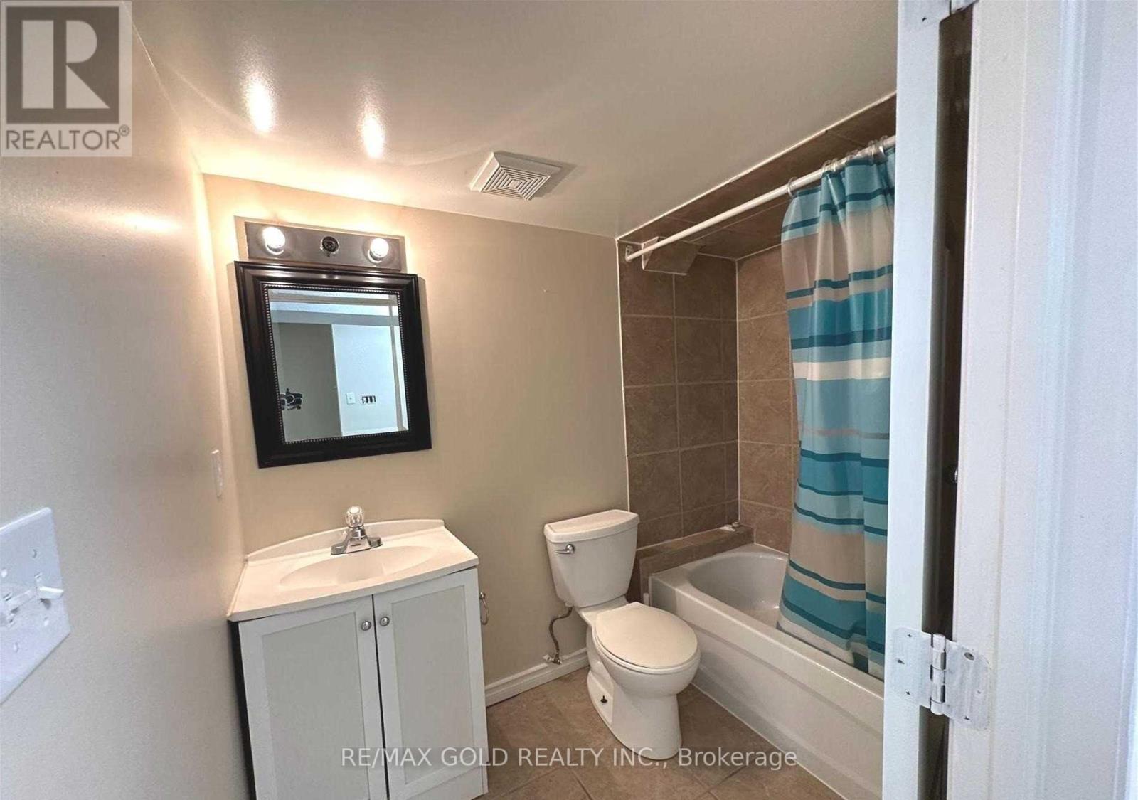 2295 Stone Glen Crescent, Oakville, Ontario  L6M 0C8 - Photo 31 - W12813154