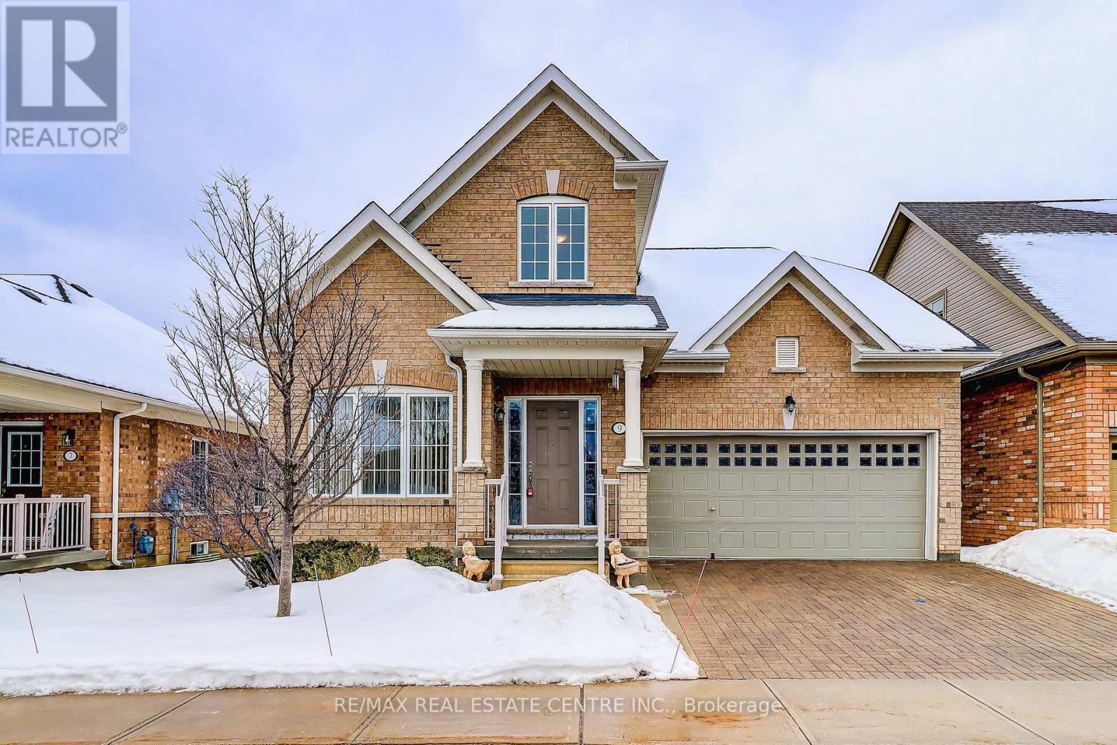 9 Jazzberry Road, Brampton, Ontario  L6R 3Y4 - Photo 1 - W12813166