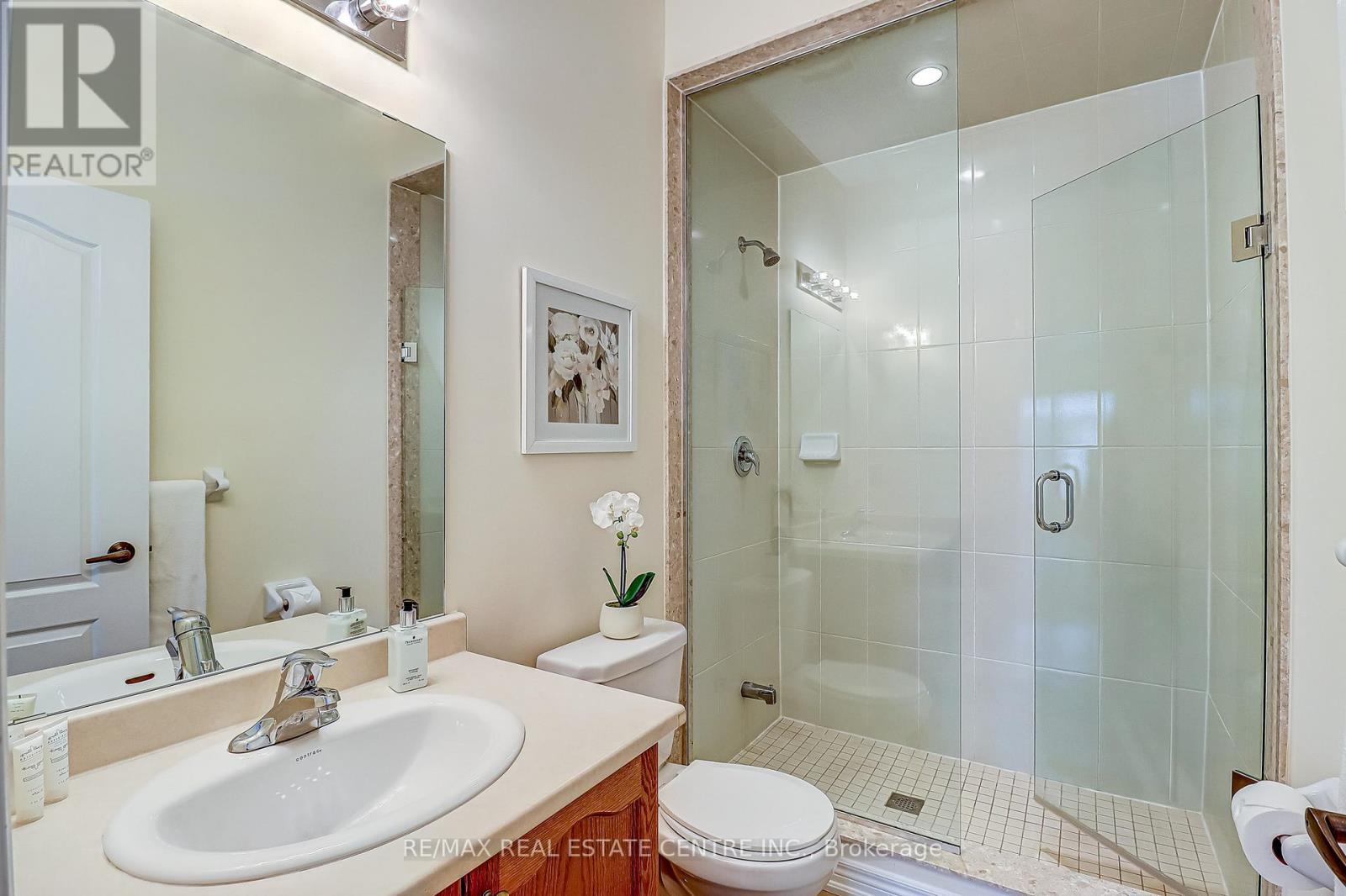 9 Jazzberry Road, Brampton, Ontario  L6R 3Y4 - Photo 17 - W12813166