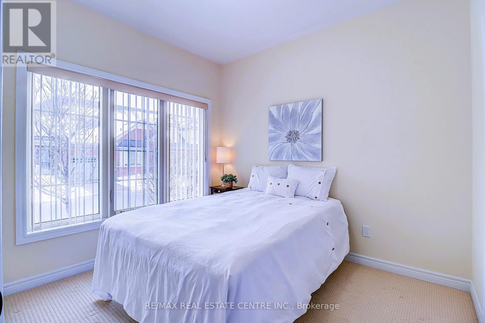 9 Jazzberry Road, Brampton, Ontario  L6R 3Y4 - Photo 19 - W12813166