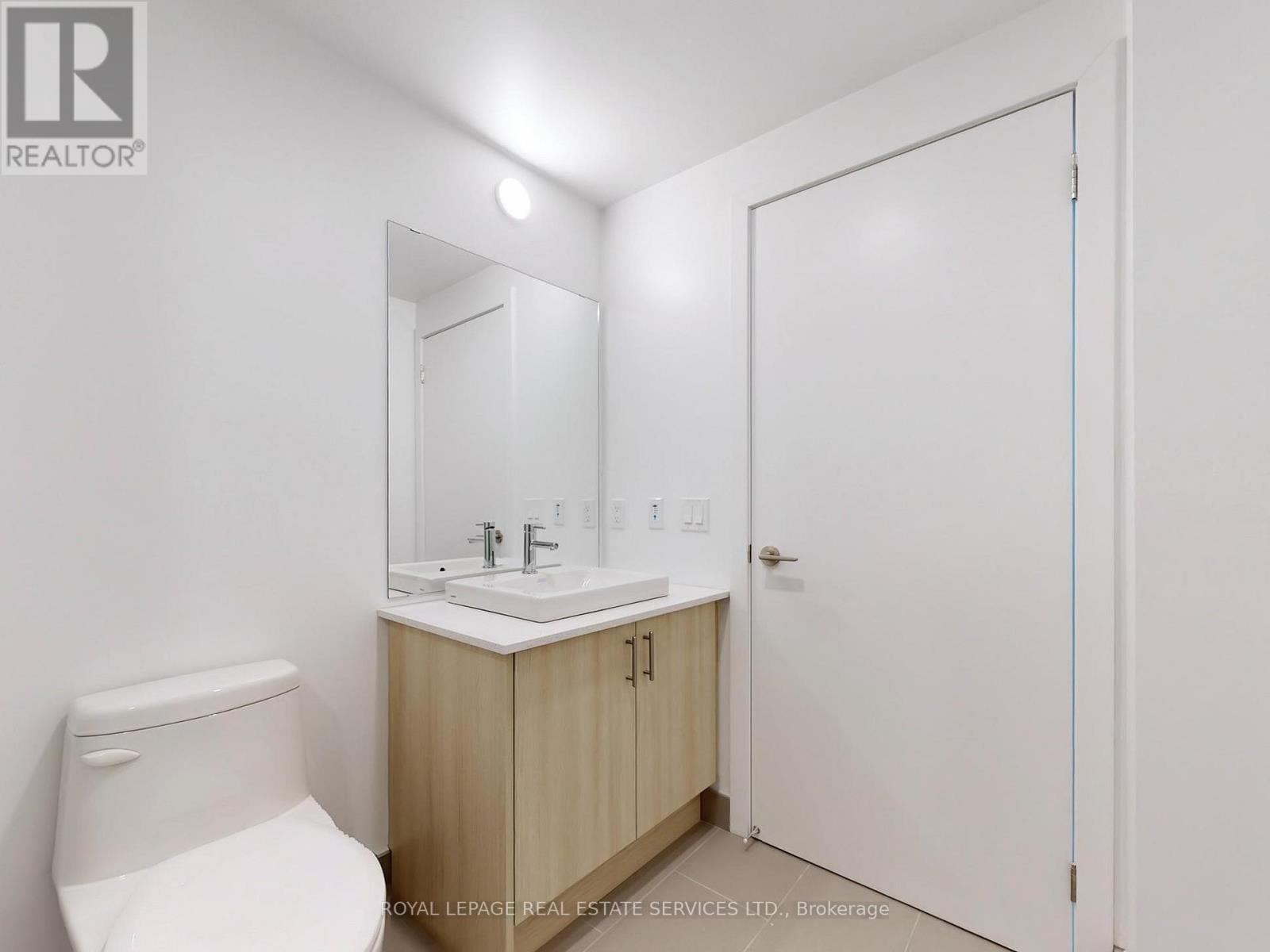 614 - 1195 The Queensway, Toronto, Ontario  M8Z 0H1 - Photo 10 - W12813208