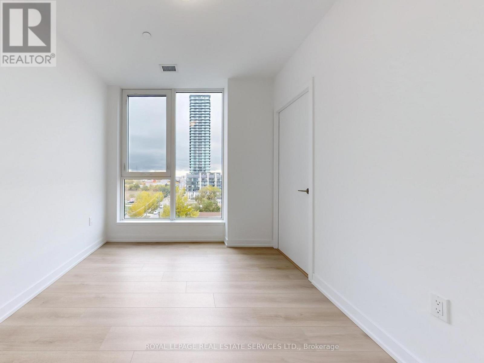 614 - 1195 The Queensway, Toronto, Ontario  M8Z 0H1 - Photo 13 - W12813208