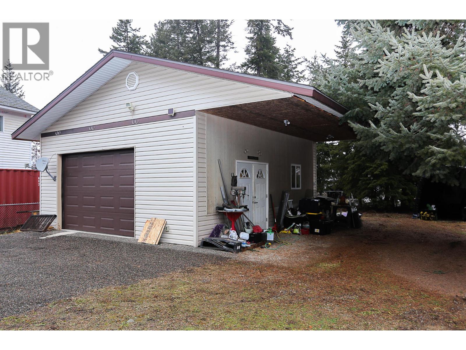 4820 Barriere Town Road, Barriere, British Columbia  V0E 1E0 - Photo 16 - 10375960