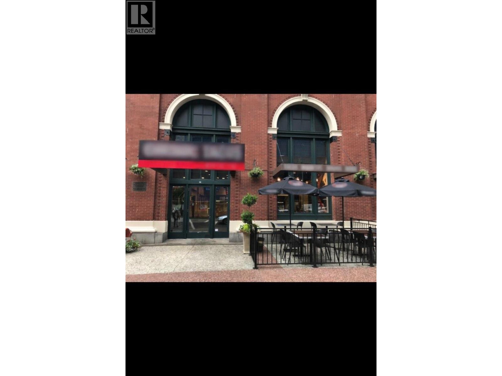 16 601 W CORDOVA STREET, Vancouver, British Columbia