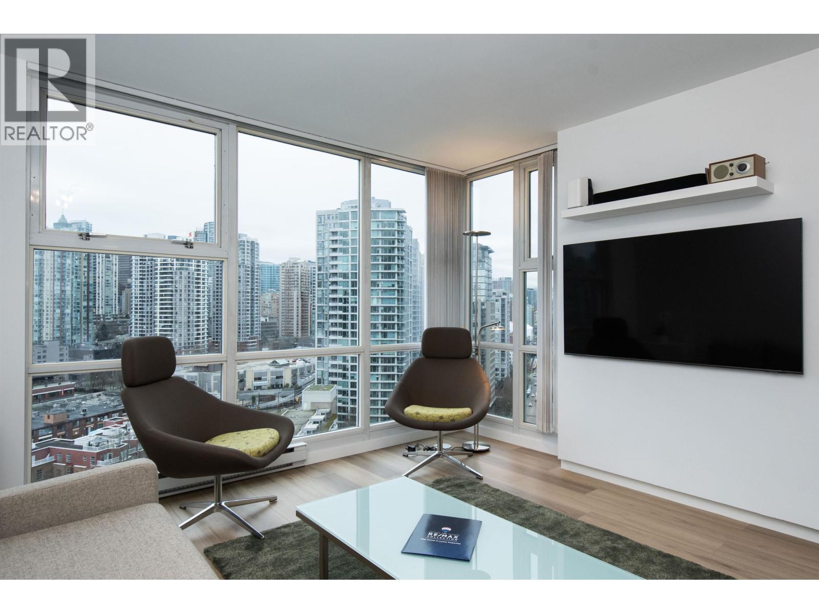 2105 193 Aquarius Mews, Vancouver, British Columbia  V6Z 2Z2 - Photo 4 - R3078615