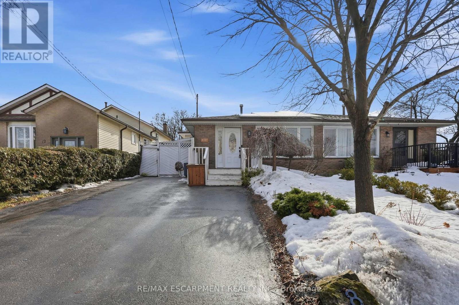 8 Elmore Drive N, Hamilton, Ontario  L8W 1T6 - Photo 1 - X12813100