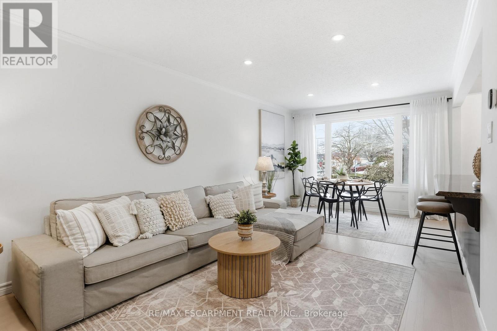 8 Elmore Drive N, Hamilton, Ontario  L8W 1T6 - Photo 14 - X12813100