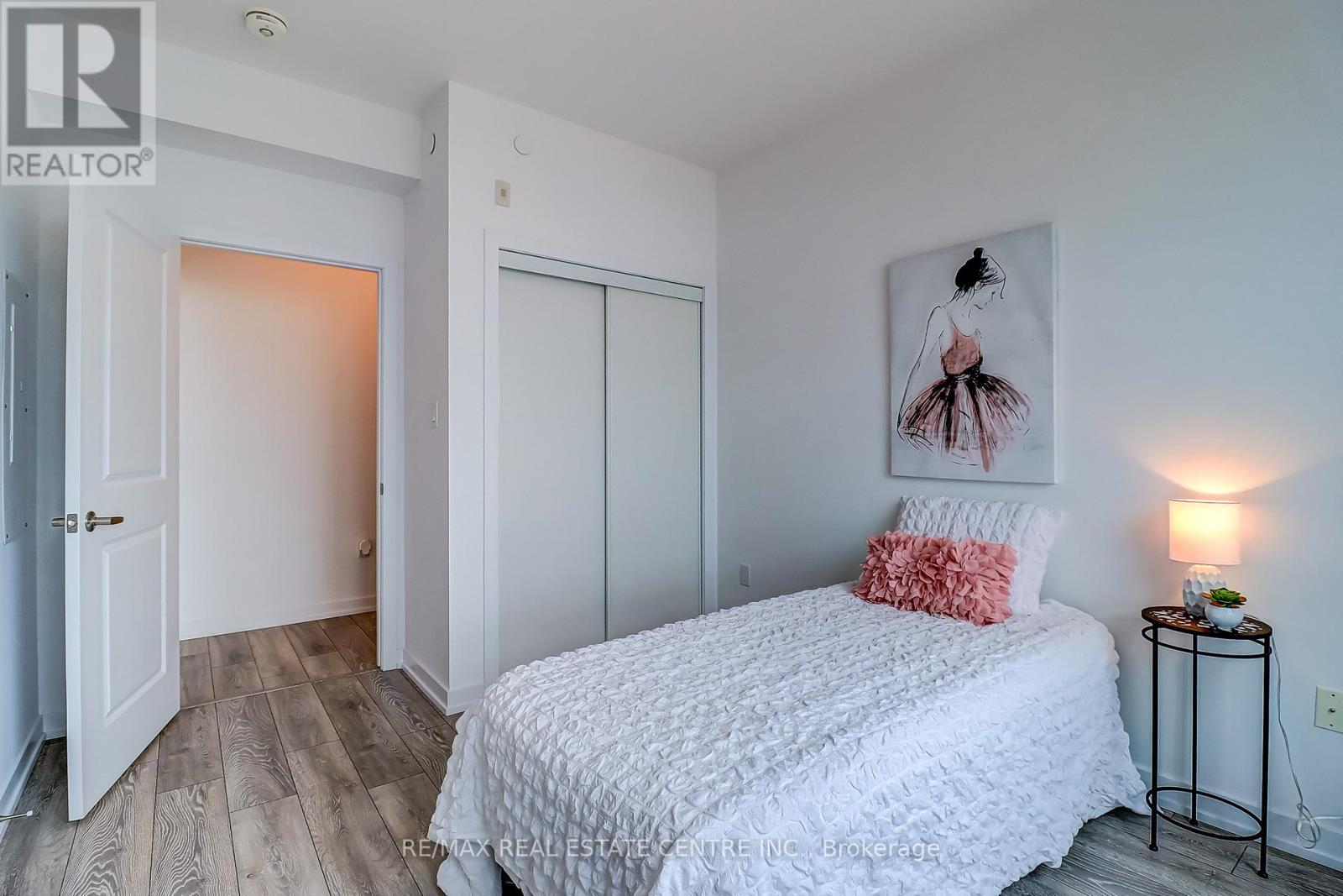 332 - 101 Shoreview Place, Hamilton, Ontario  L8E 0K3 - Photo 18 - X12813176