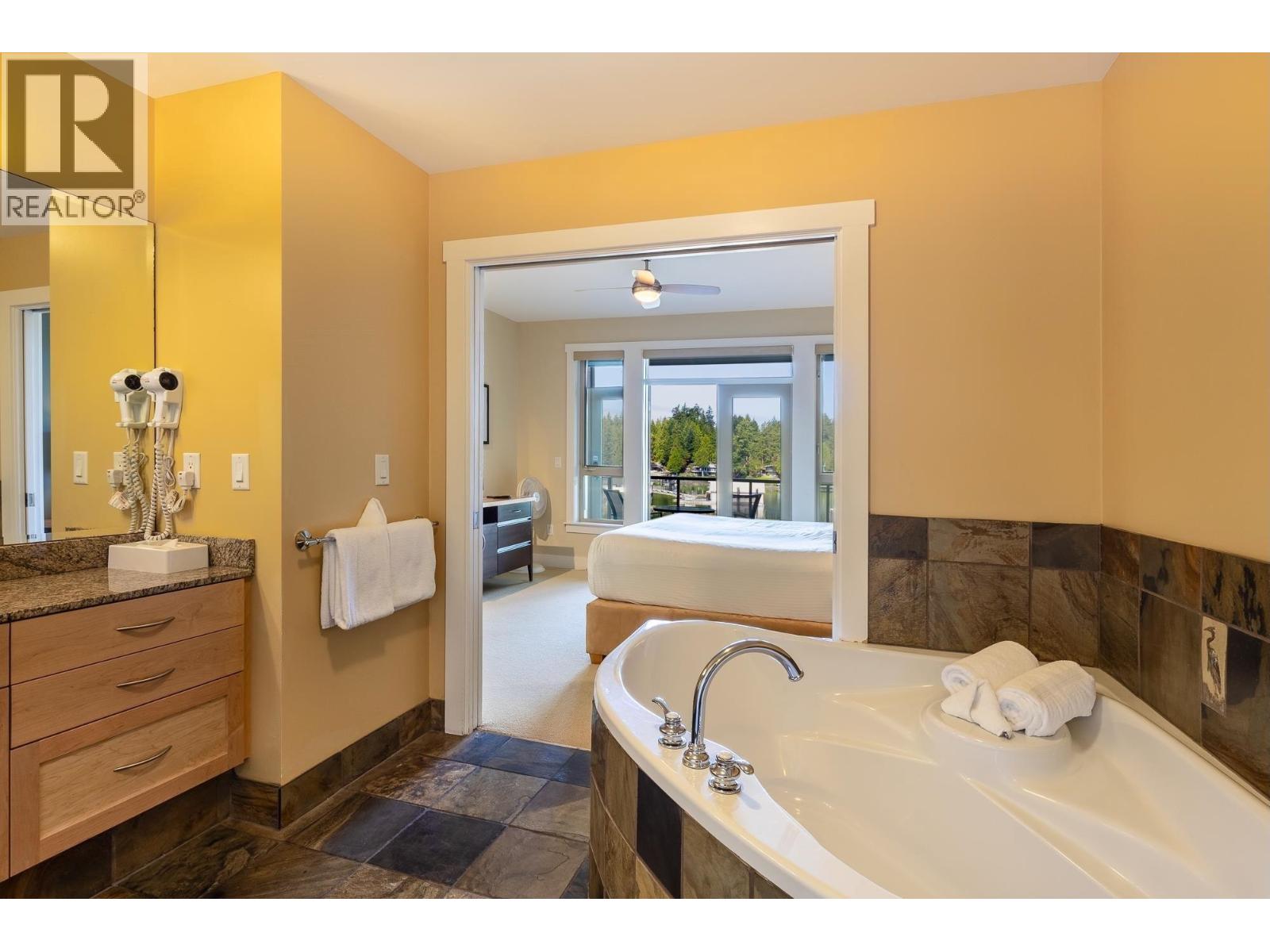 1d 12849 Lagoon Road, Madeira Park, British Columbia  V0N 2H0 - Photo 28 - R3074440