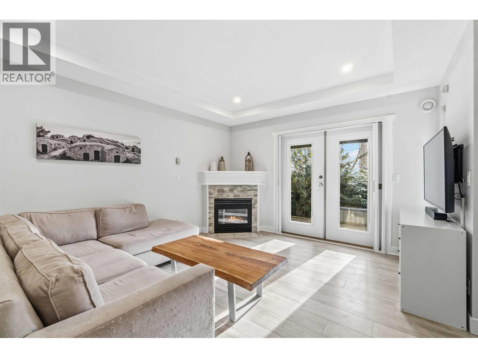 104 1423 BRUNETTE AVENUE, Coquitlam, British Columbia