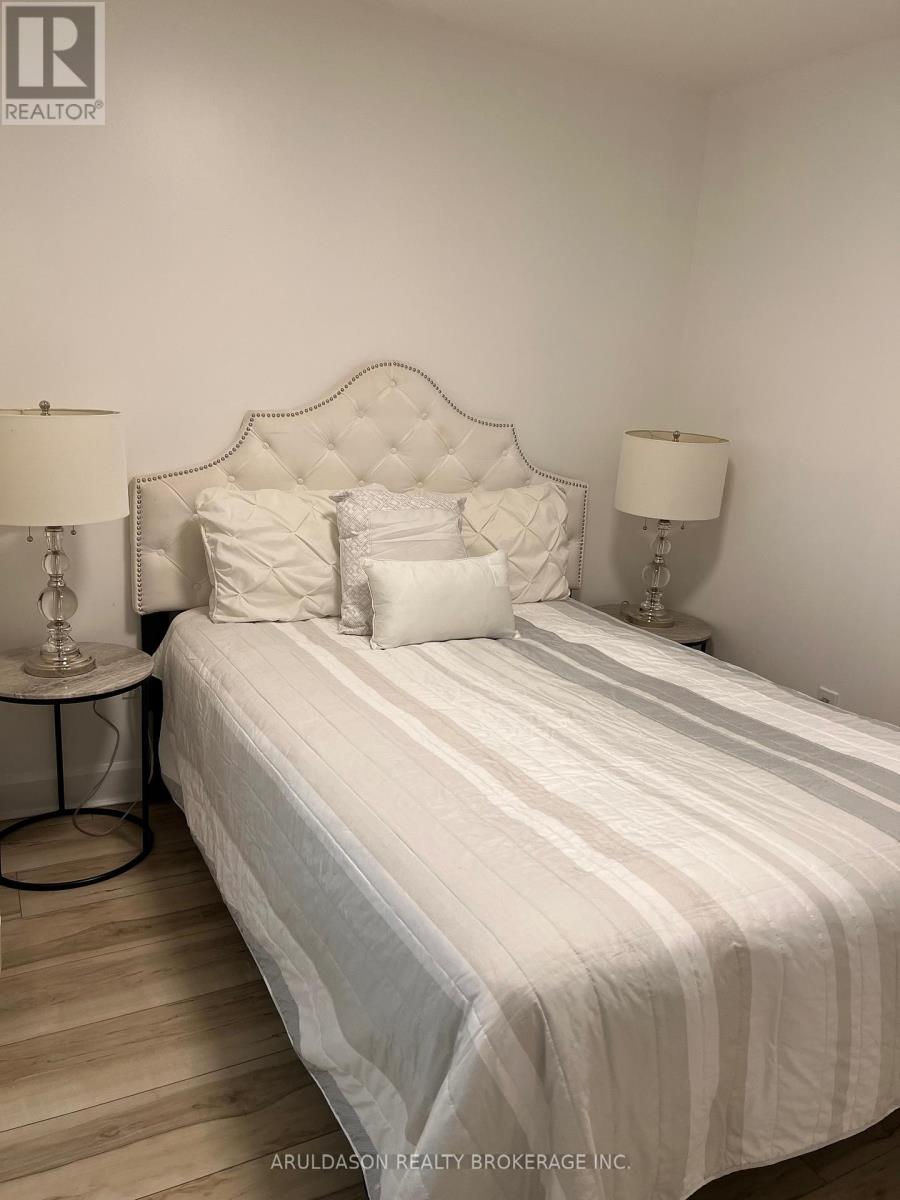 1 Givins Street, Toronto, Ontario  M6J 2X5 - Photo 16 - C12810968