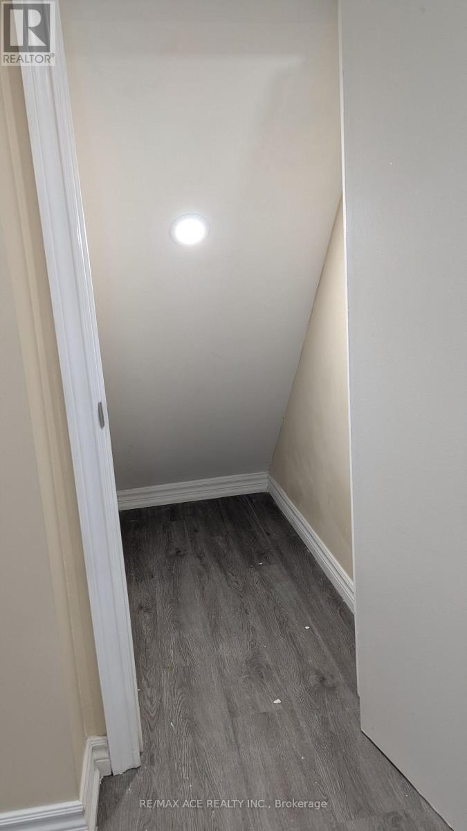 Bsmt - 106 Kirby Crescent, Whitby, Ontario  L1N 6Z7 - Photo 11 - E12810226