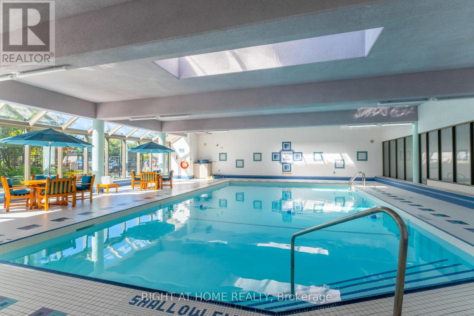 #803 - 610 Bullock Drive, Markham, Ontario  L3R 0G1 - Photo 11 - N12422232