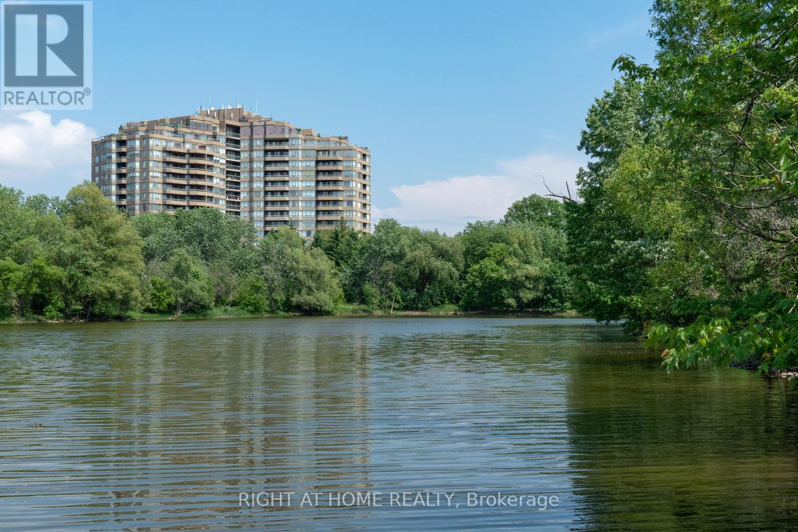 #803 - 610 Bullock Drive, Markham, Ontario  L3R 0G1 - Photo 26 - N12422232