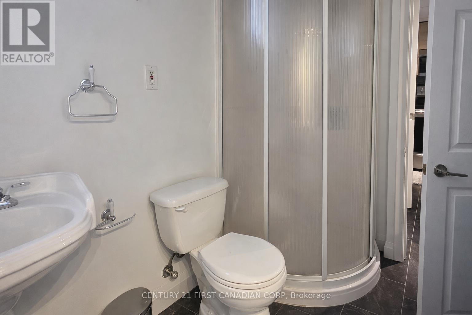 Lower - 568 Creston Avenue, London South, Ontario  N6C 3A6 - Photo 14 - X12813254