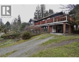 631 WYNGAERT ROAD, Gibsons, British Columbia