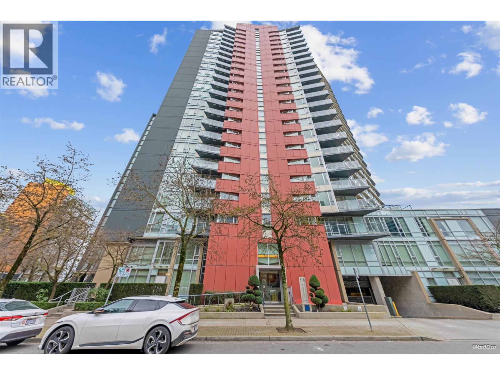 2705 918 COOPERAGE WAY, Vancouver, British Columbia