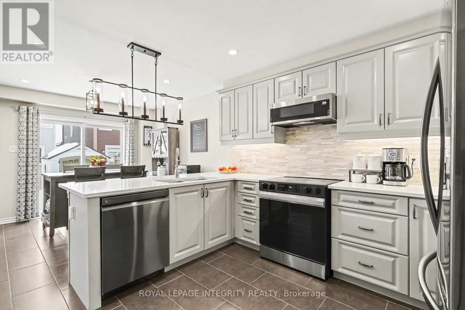 536 Arum Terrace, Ottawa, Ontario  K4A 1E6 - Photo 11 - X12813260