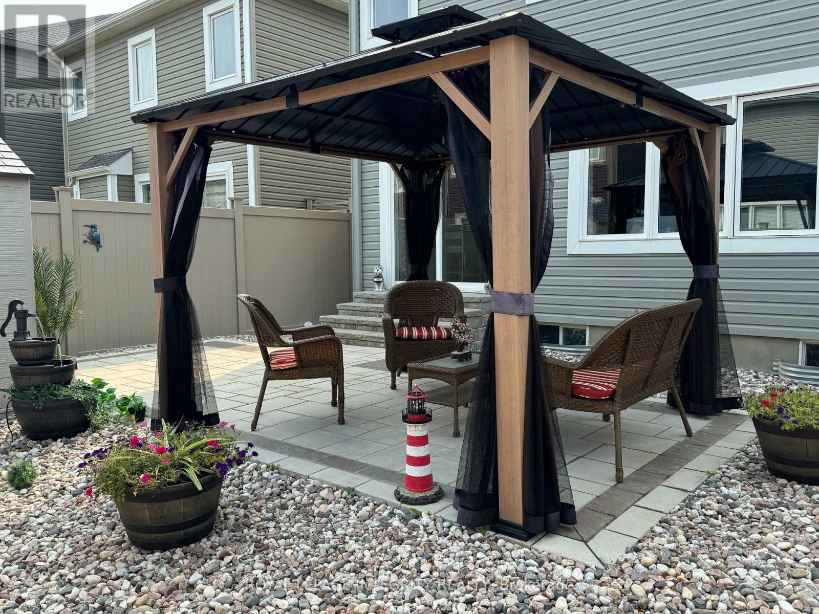 536 Arum Terrace, Ottawa, Ontario  K4A 1E6 - Photo 33 - X12813260