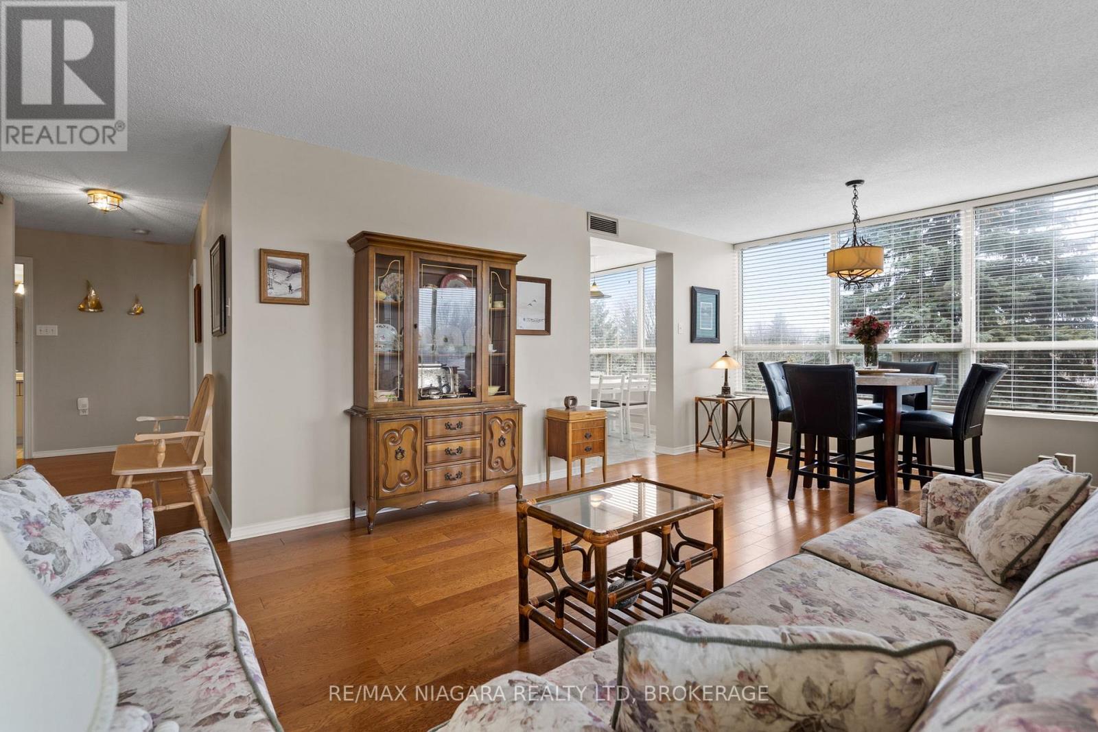 402 - 5100 Dorchester Road, Niagara Falls, Ontario  L2E 7H4 - Photo 12 - X12813274