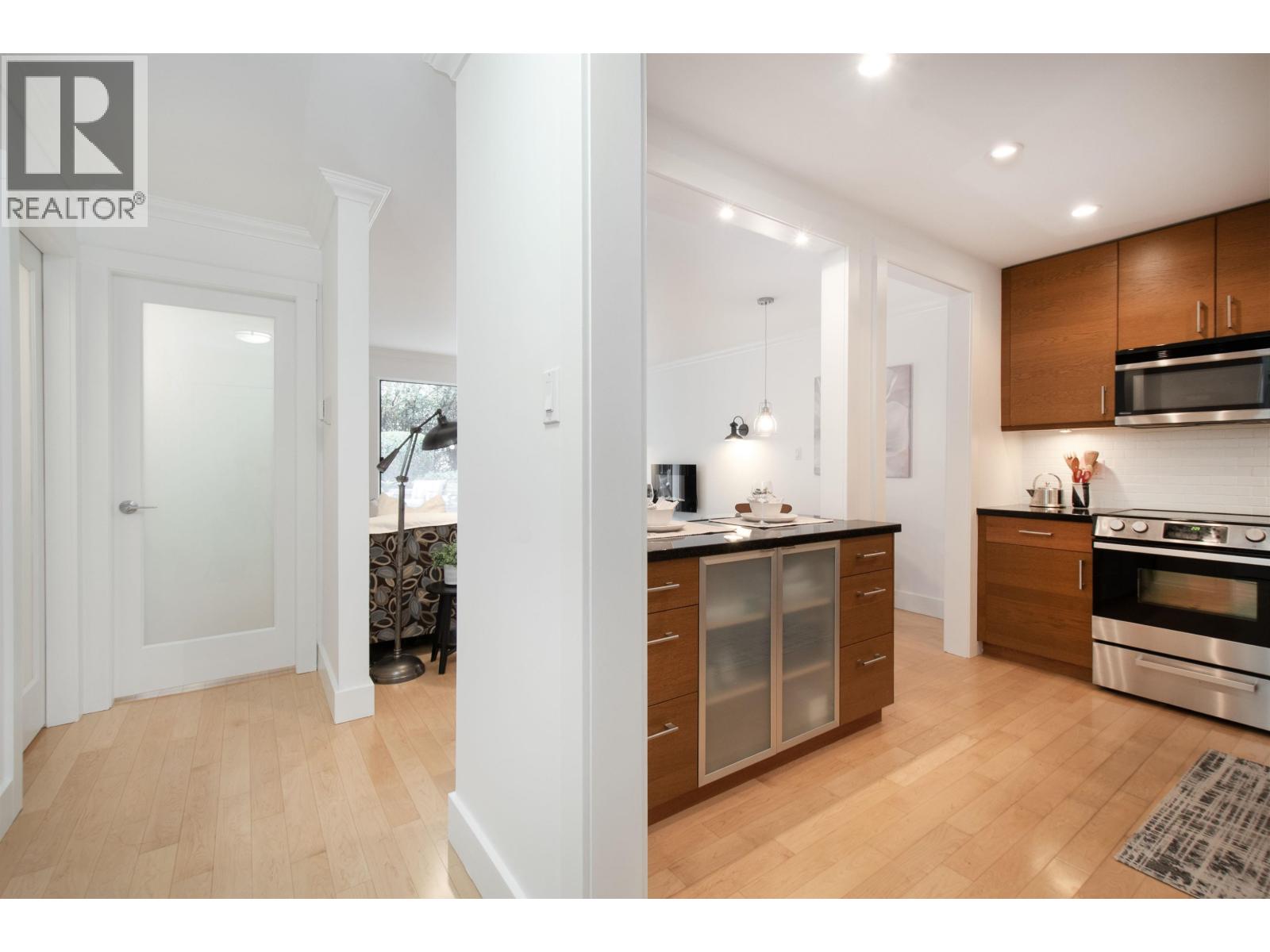 101 236 W 2nd Street, North Vancouver, British Columbia  V7M 1C6 - Photo 13 - R3092593