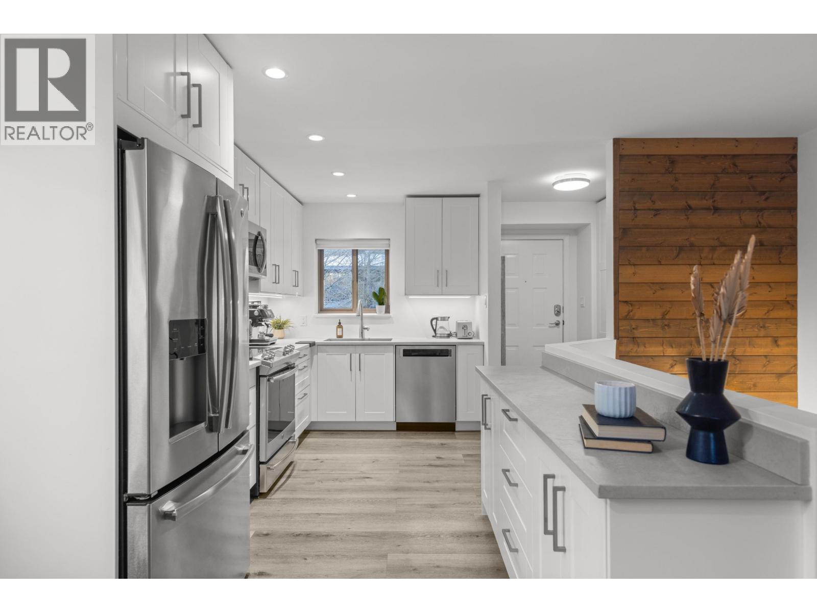 25 3102 Panorama Ridge, Whistler, British Columbia  V8E 0V3 - Photo 3 - R3092610