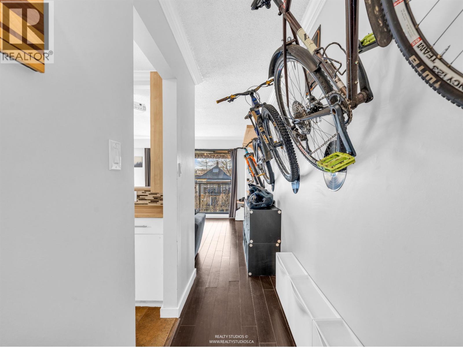 306 2222 Cambridge Street, Vancouver, British Columbia  V5L 1E6 - Photo 4 - R3092619