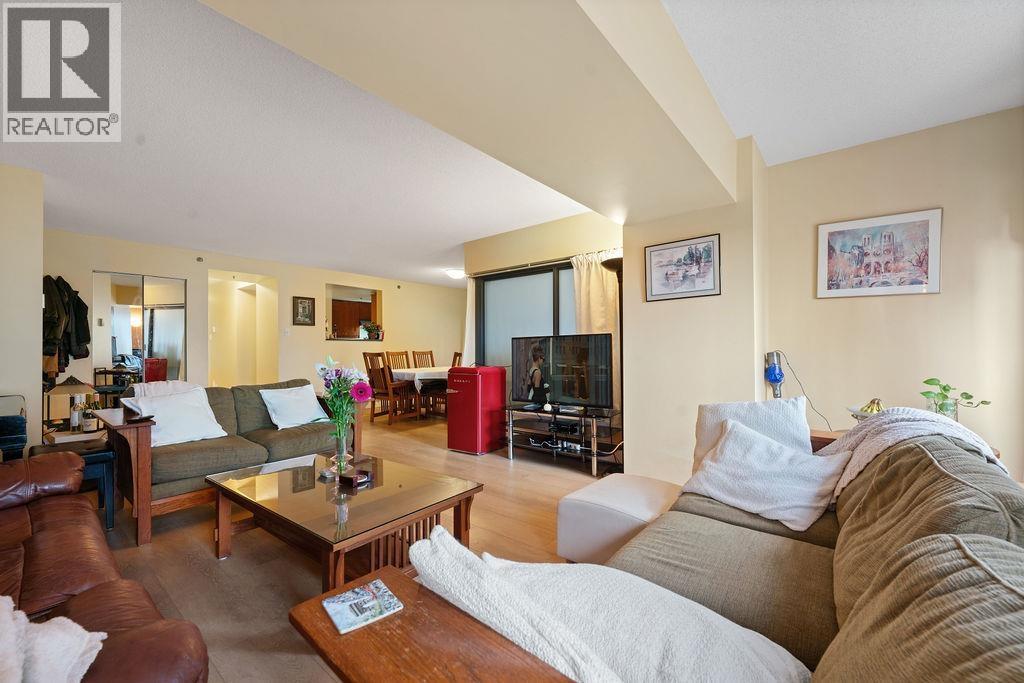 404 238 Alvin Narod Mews, Vancouver, British Columbia  V6B 5Z3 - Photo 8 - R3092634